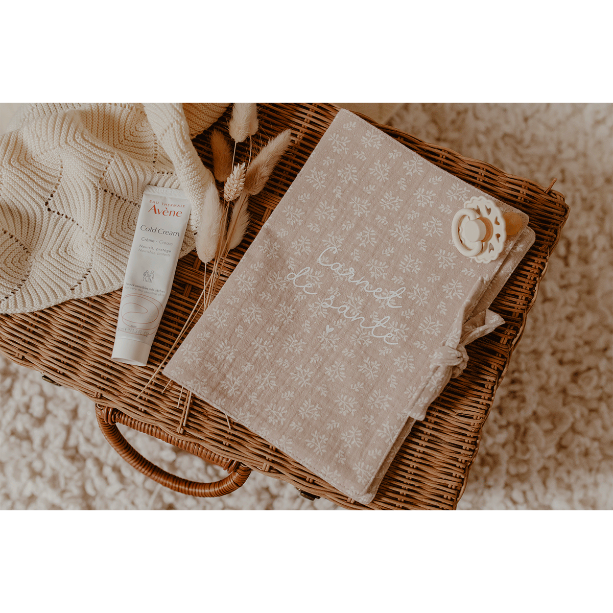 protege-carnet-de-sante-gaze-branchage-beige-tendresse-3