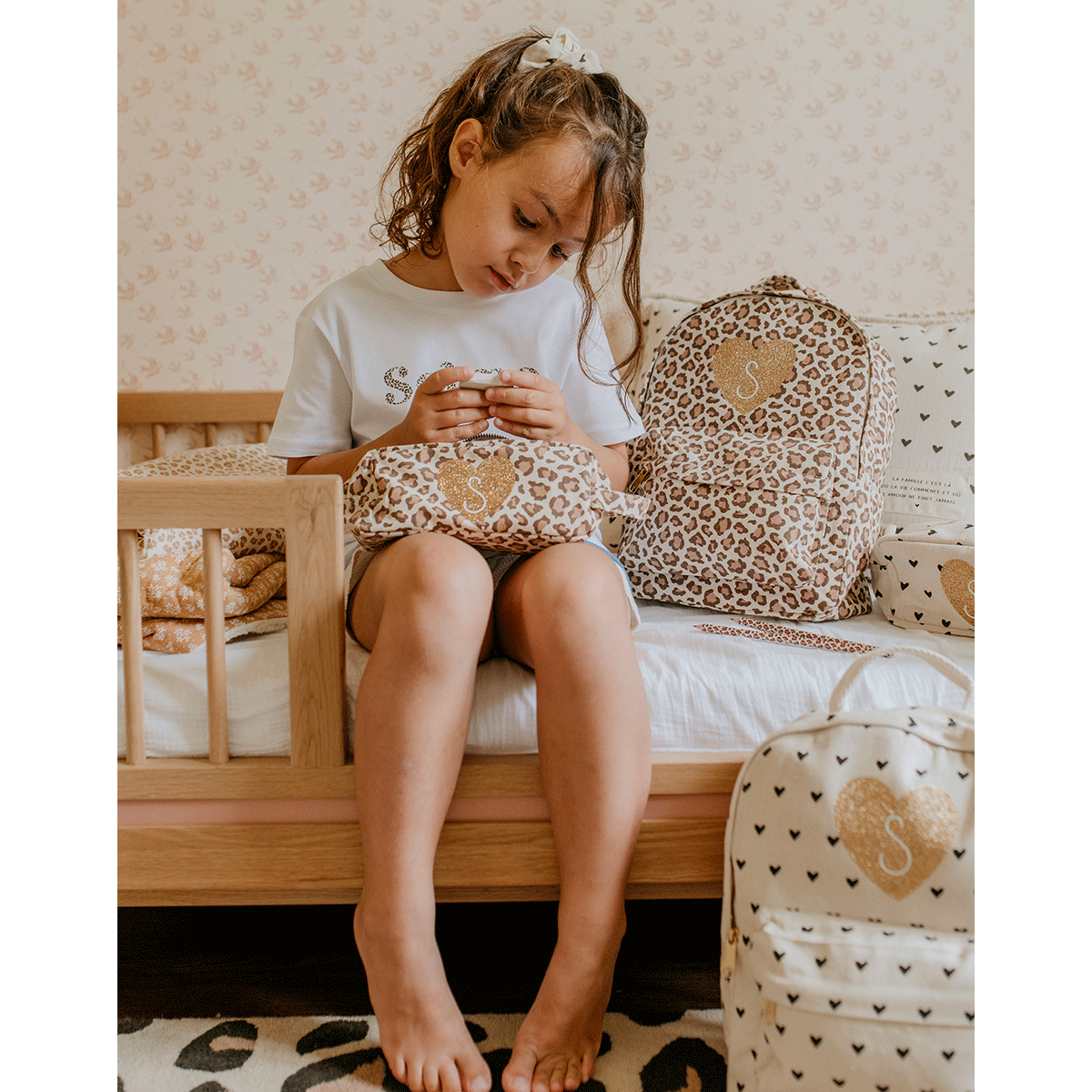 sac-a-dos-coeur-paillette-motif-leopard-3