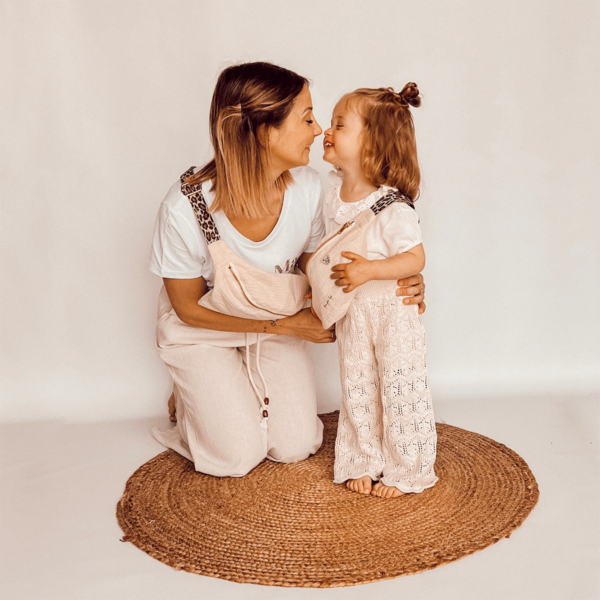 banane-enfant-mon-petit-leon-gaze-de-coton-sangle-leopard-3