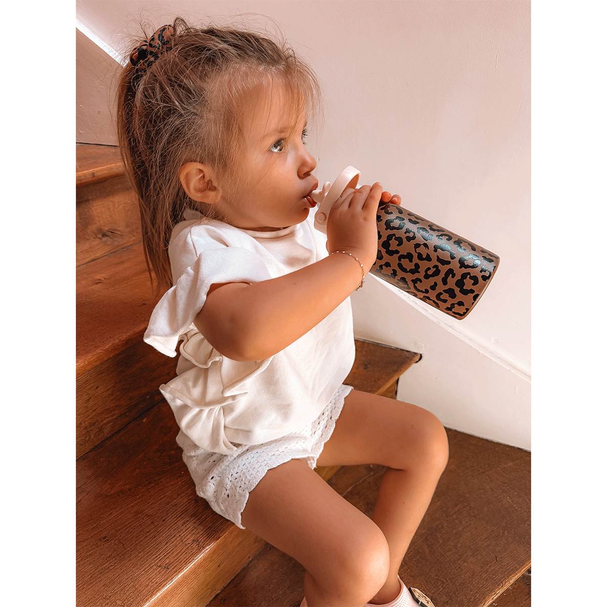 gourde-leopard-marron-mon-petit-leon-2