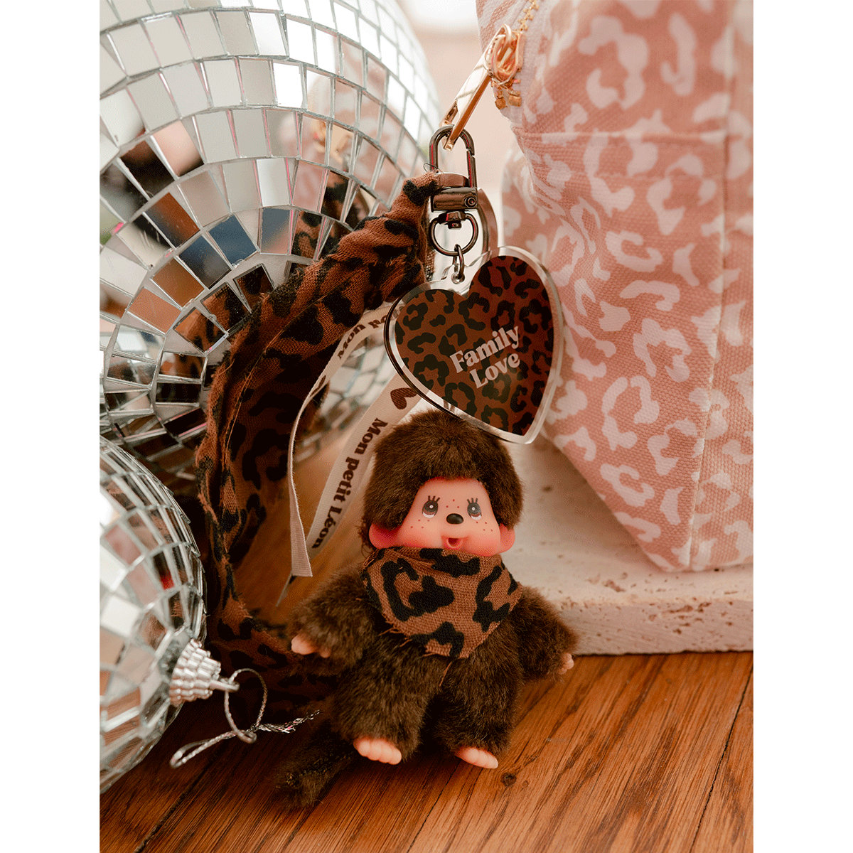 porte-cle-leopard-marron-fonce-family-love-2