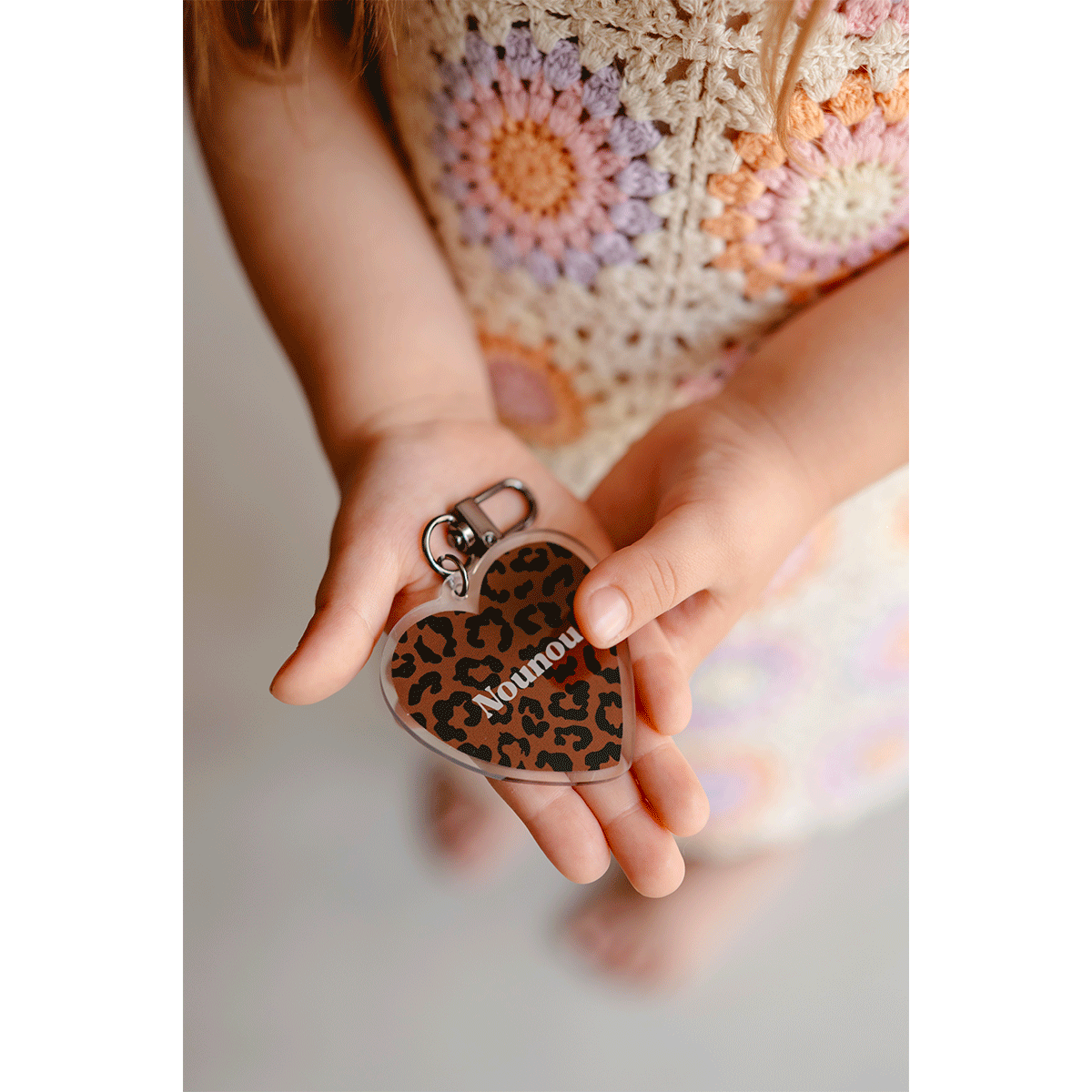 porte-cle-leopard-marron-fonce-nounou-2