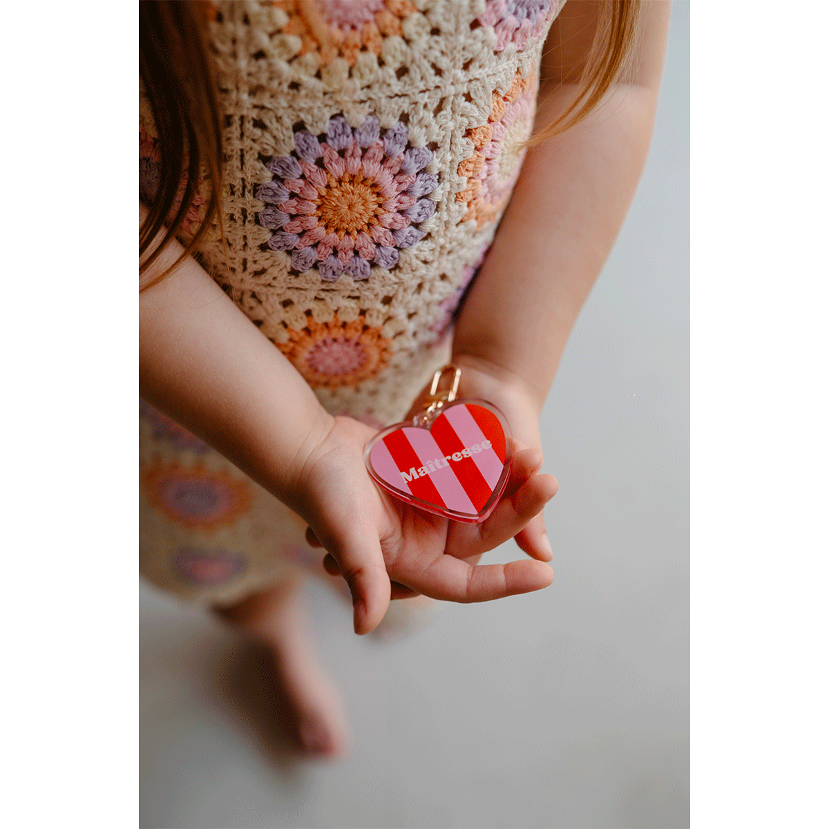porte-cle-rayures-rose-rouge-maitresse-3