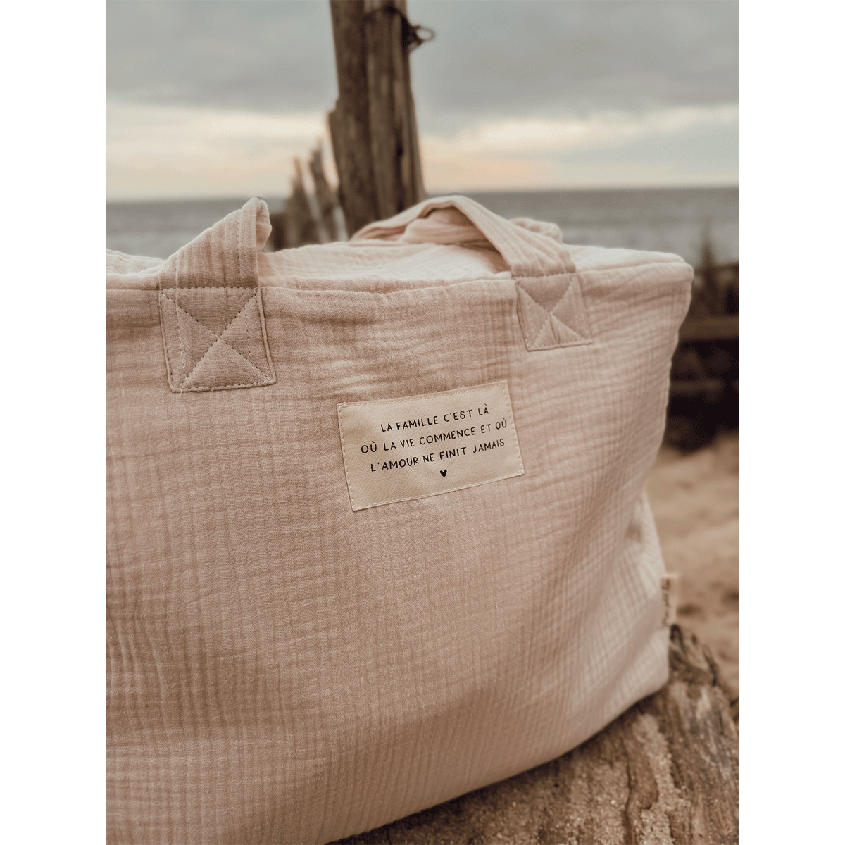 sac-week-end-la-famille-gaze-de-coton-beige-2